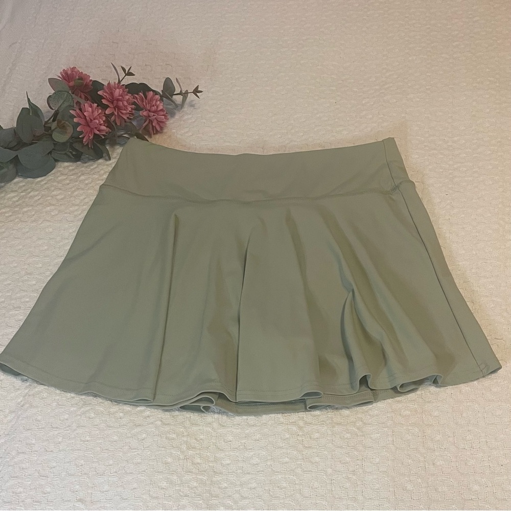 Essentials Sage Green Activewear- Tennis, Pickle Ball, Golf and Casual Size 1 XL